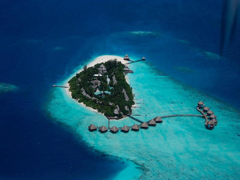 Adaaran Club Rannalhi Resort