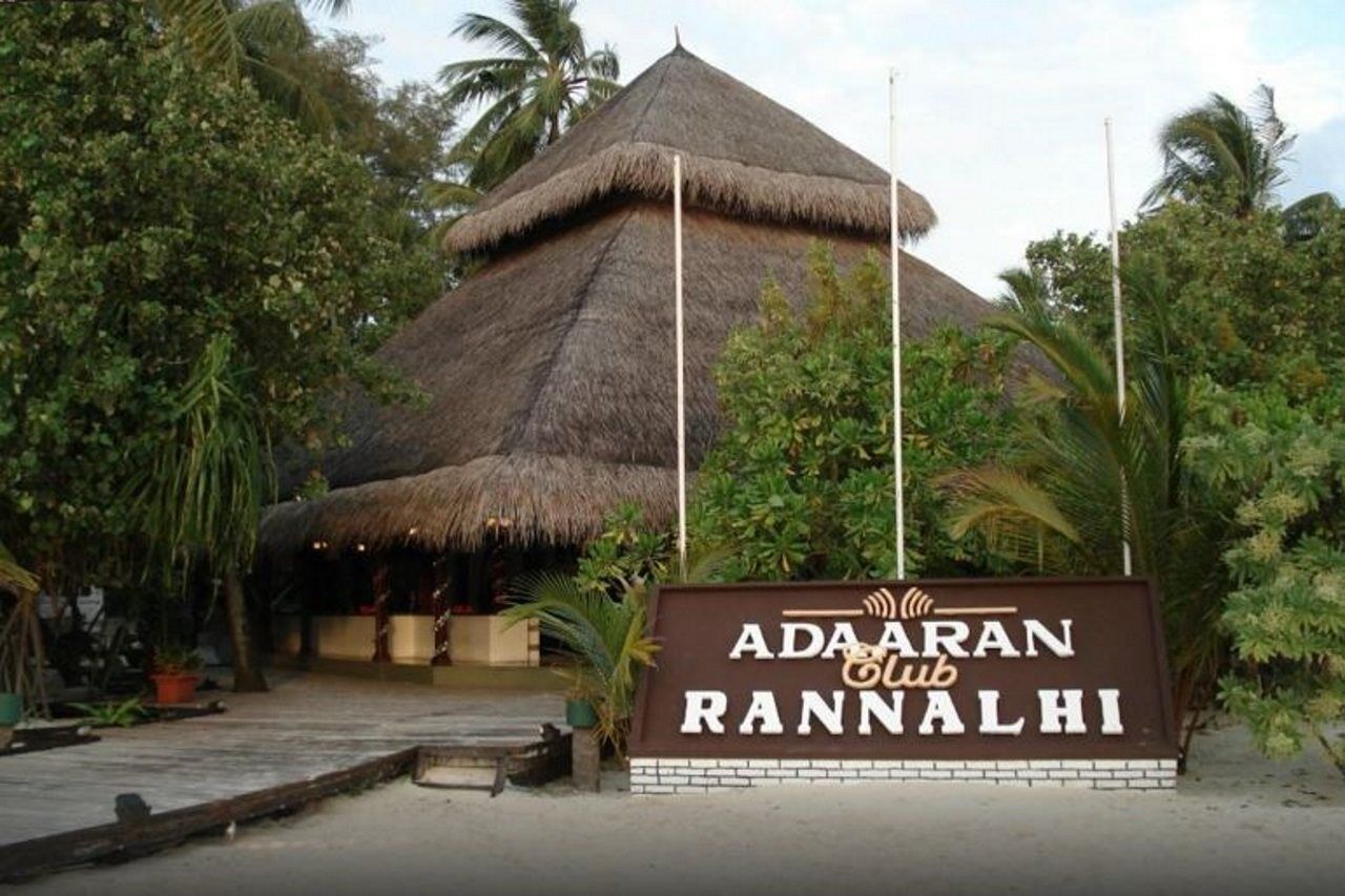 Resort Adaaran Club Rannalhi 4*